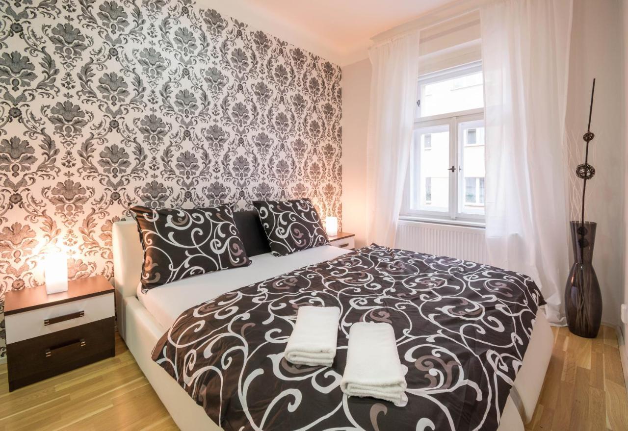Chest Design Apartments Prag Eksteriør billede