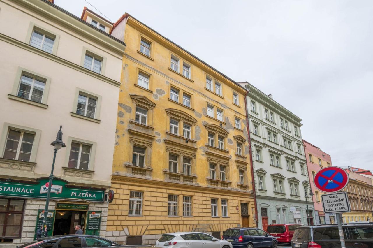 Chest Design Apartments Prag Eksteriør billede