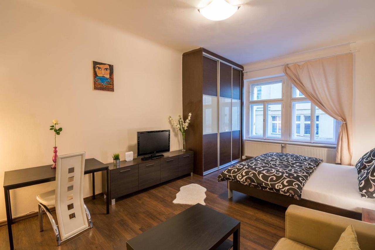 Chest Design Apartments Prag Eksteriør billede
